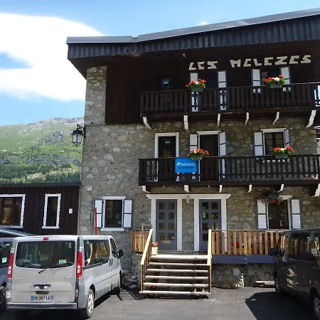 Chalet Les Melezes Alojamento de Acomodação e Pequeno-almoço *