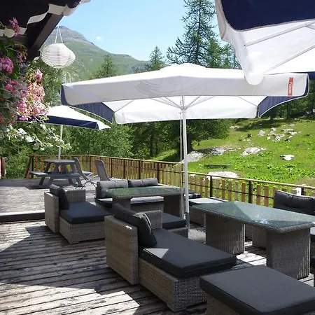 Bed & Breakfast Chalet Les Melezes Tignes